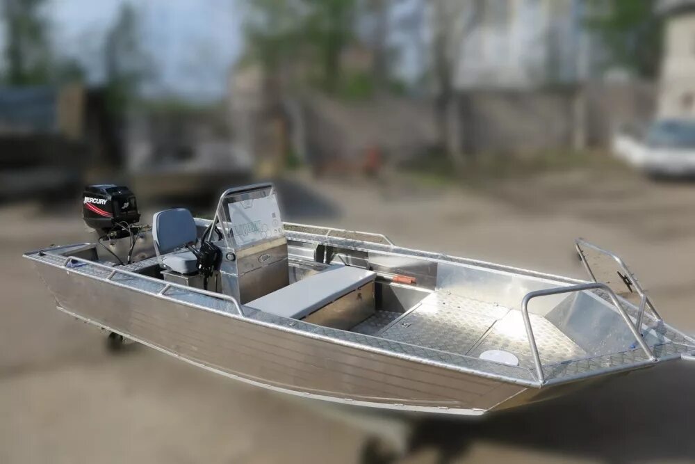 Алюминиевые лодки водометы. Сильвер лодка водомёт. Алюминиевые лодки водометы. Алюминиевый катер для мелководья. Моторная лодка росомаха r7000.