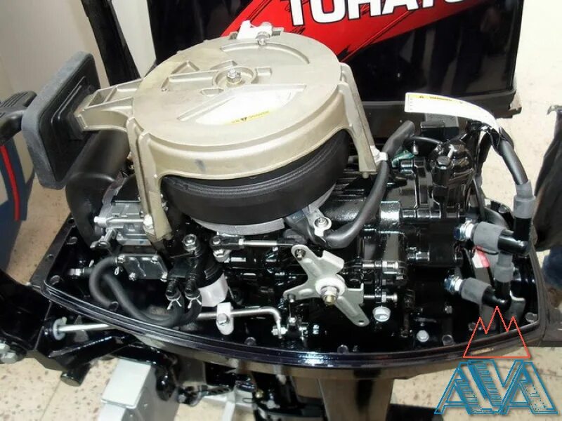 Мотор 9.9 18. Лодочный мотор tohatsu 18. лодочный мотор tohatsu m 18e2 s. лодочный мотор тохатсу 18 2х тактный. лодочный мотор тохатсу 18 л с 2.
