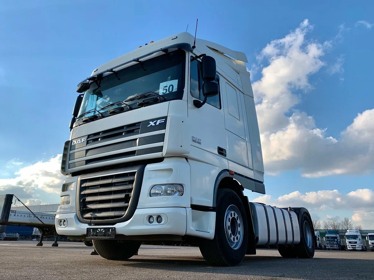 Ft xf 105 460. Даф 105 460 белый. Ft xf 105 460. Машина даф xf 105 460. 460.