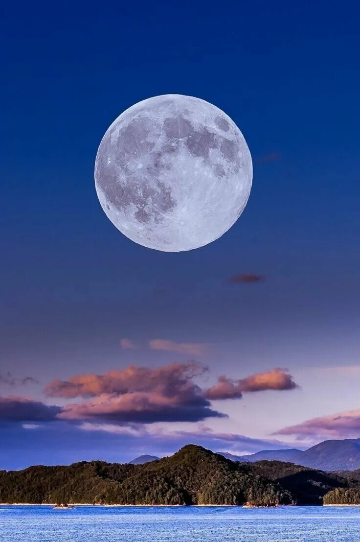 Самая лучшая луна. Луна. Красивая Луна. Полная Луна. Полнолуние.