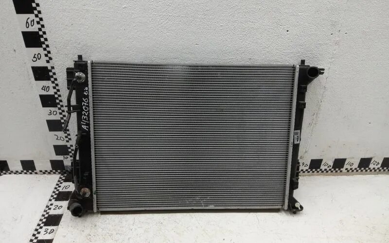 0 радиатор охлаждения. радиатор хендай туксон 2007г 2. радиатор охлаждения tucson. 0 радиаторы на авто. радиатор охлаждения хендай туссан 2008.