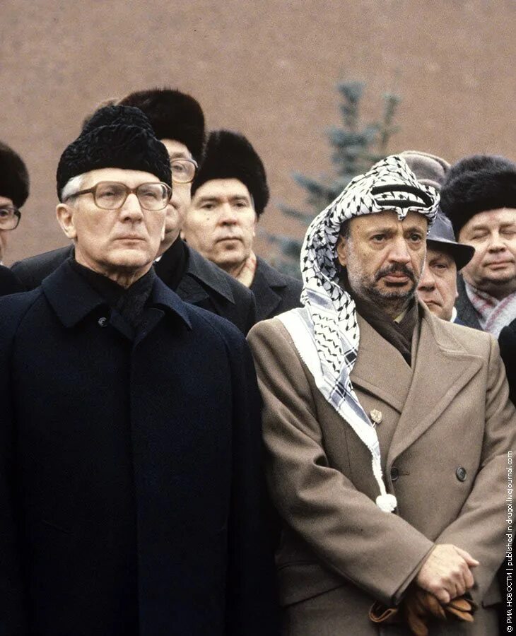 похороны брежневой. брежнев леонид похороны. брежнев леонид похороны. похороны леонида ильича брежнева. брежнев 1982 похороны.