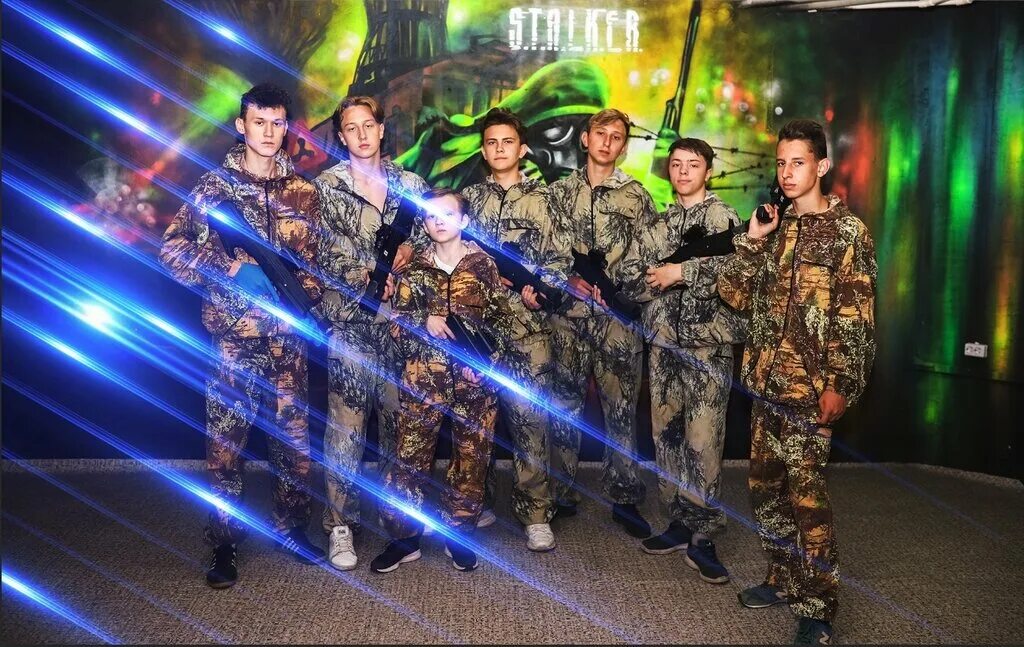 Лазертаг-арена лазерфорс. Лазертаг-арена, пенза. Лазертаг надым. Центр военно спортивных игр арена надым. Надым турнир по пейнтболу.