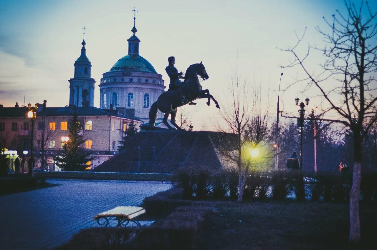 Орел поступи. Сквер Ермолова Орел. Г Орел Орловская область. Орел в городе Орел. Виды города орла.