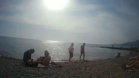 Купаются ли в адлере