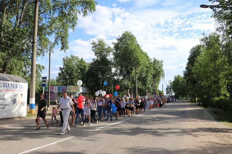 Погода омутнинск на 10 дней кировская область. Омутнинск. Город Омутнинск. Г Омутнинск Кировская область. Достопримечательности Омутнинска Кировской области.