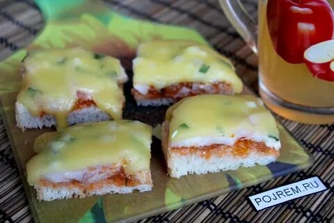 Бутеры в духовке с сыром и колбасой