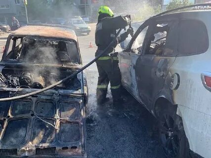 Горит hyundai