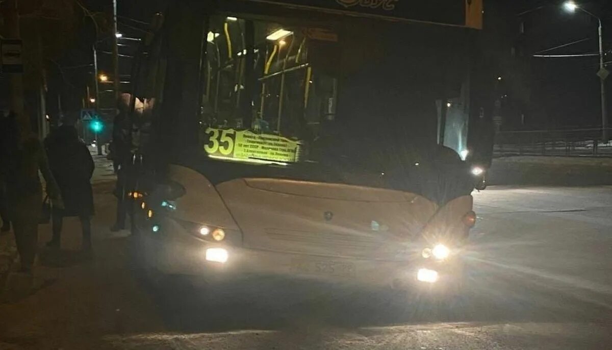 Авария трамваи 30 ноября 2022. Мчс казахстана. Аварийная обстановка на дороге. Дорожные происшествия оренбург за 30. Иномарки.