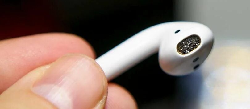 Как отмыть наушники. Чистка наушников apple earpods 2. чистка наушников apple earpods. наушники в ушной сере. беспроводные наушники в ушной сере.