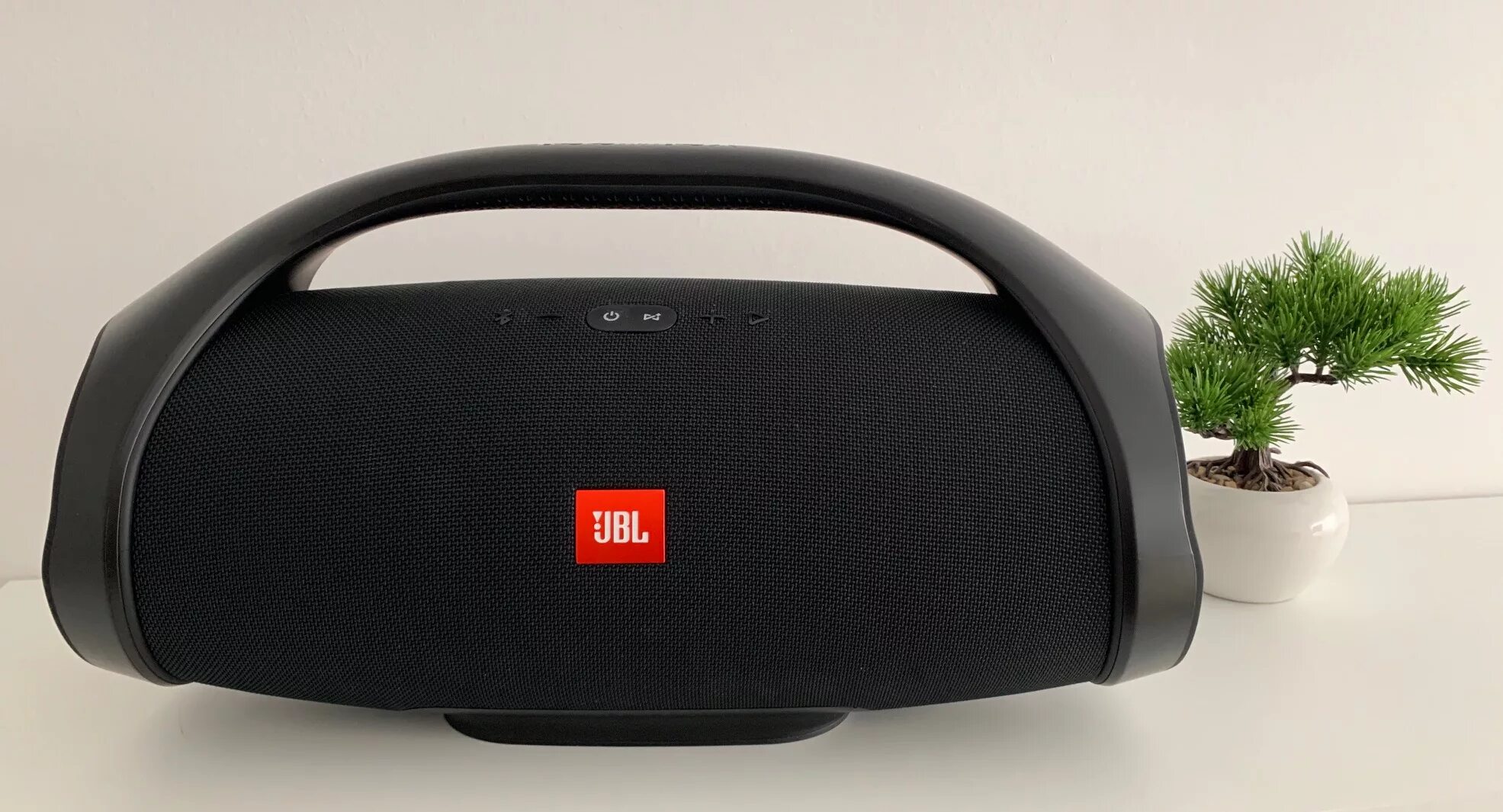 большая колонка jbl boombox. беспроводная колонка jbl boombox. портативная колонка jbl boombox 2. колонка jbl boombox 1. Boombox 1 характеристики.