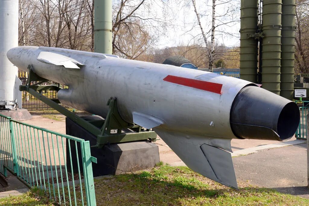 П-35 ракета Крылатая противокорабельная. Крылатая противокорабельная ракета п-5. Крылатая ракета Челомея п5. Ракета п-5 Челомея. П 35 история