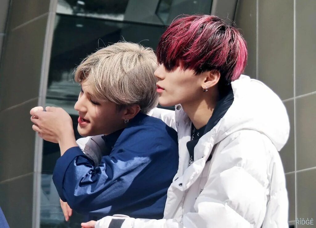 Усаны ATEEZ. Wooyoung and San. Уён и Сан. Сан и уён ATEEZ.