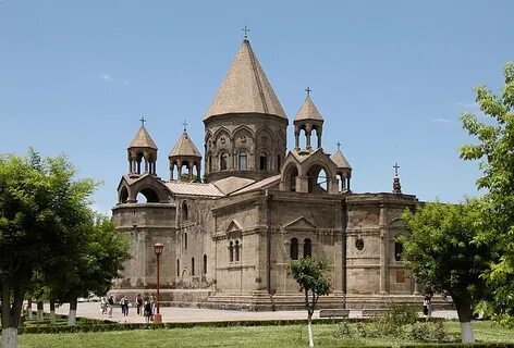 Первая церковь в армении