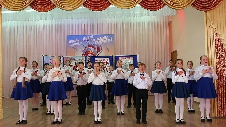 Семейные соревнования по плаванию. Школа 42 курск. Школа 35 курск. Директор школы 55 курск. Частные школы в курске.