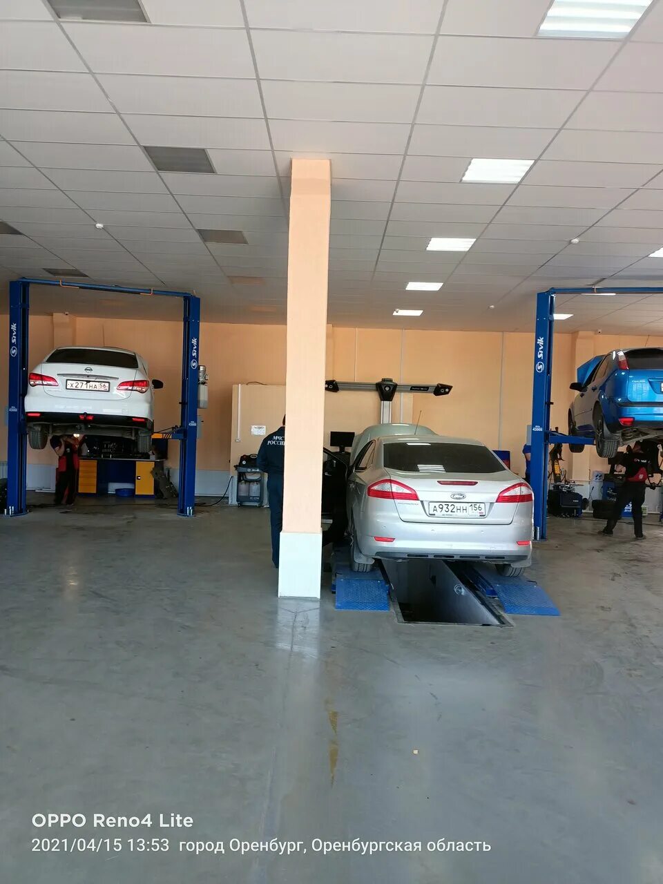 Автомобилистов 2/2 оренбург. Донгузская 5 оренбург. Автобомба оренбург автомобилистов. Авангард авто оренбург хозяин. Авангард машина.