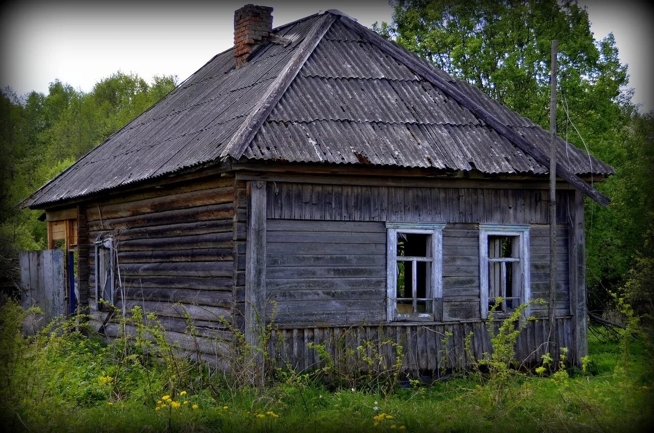 Смоленская область для жизни. Смоленский район заброшенные деревни. Заброшеные деревни Смоленской области. Вымирающие деревни Смоленщины. Руднянский район заброшенные деревни.