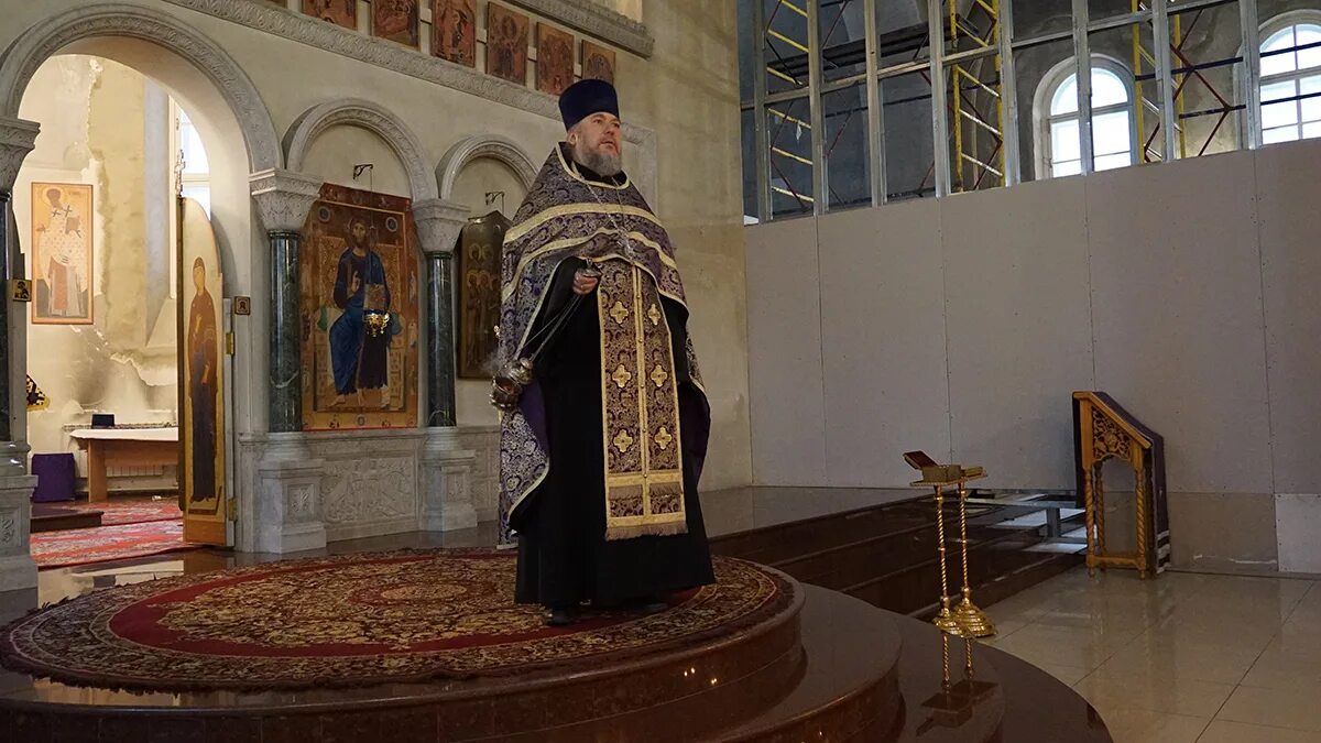 новый год в церкви. настоятель храма рогожской заставы в москве. храм василия исповедника у рогожской заставы расписание. храм василия исповедника у рогожской заставы официальный сайт.