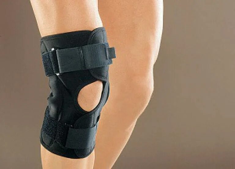 эластичное бинтование коленного сустава. повязка на колено при артрозе. повязка на колено при артрозе. повязка на колено при артрозе. коленный ортез oppo accutex 2920.