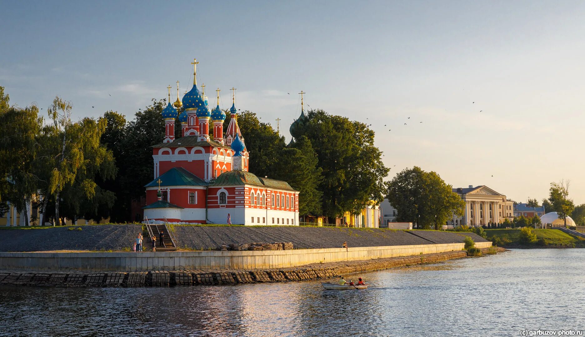 Царевич город. Угличский кремль углич. церковь царевича димитрия углич. церковь царевича димитрия на крови углич. город углич церковь димитрия на крови.