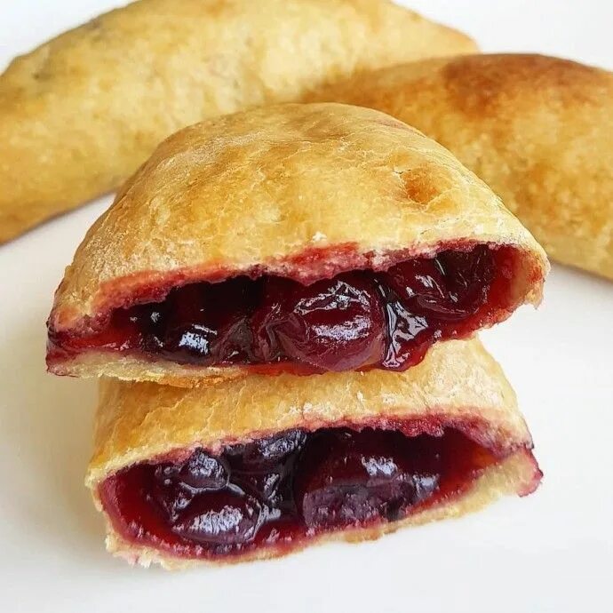 Пирожки с вишней на творожном тесте! Рецепт вкуснейших пирожков приготовленных в