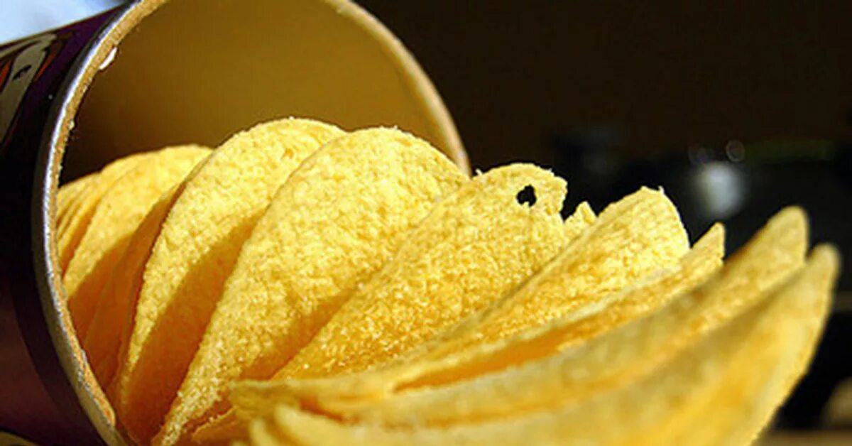 В каком году придумали чипсы. Джордж Крам чипсы. Джордж Крам изобретатель чипсов. Уильям Тэппенден чипсы. Еда чипсы.