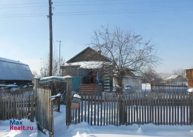 Дома в зональном алтайский край. Село зональное алтайский край. луговское алтайский край зональный район. октябрьский зональный район алтайский край. фото село зональное.