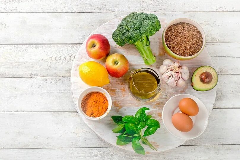 Здоровье природными средствами. Полезные продукты. Полезное питание. Продукты для очищения организма. Фрукты и овощи для печени.