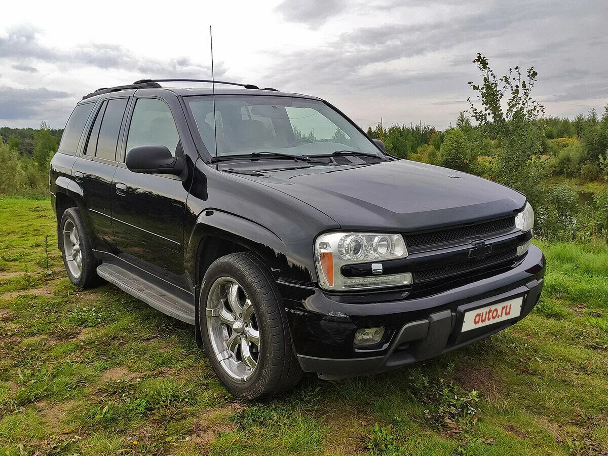 Купить шевроле б у в россии. Chevrolet trailblazer 1. Chevrolet trailblazer SS 2005. Chevrolet trailblazer 2001. Trailblazer Chevrolet trailblazer.