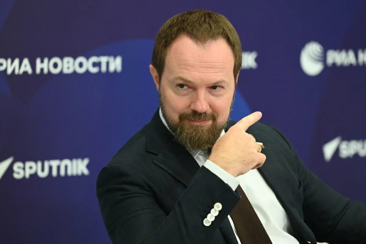 Колунов депутат. Колунов депутат. Депутат колунов предложил. Депутат госдумы старовойтов 2022 год. Депутат колунов предложил.