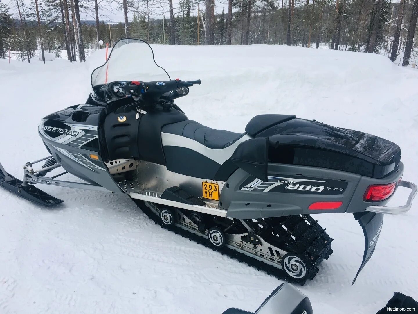 Купить снегоход поларис 800. Polaris 800 Touring. Polaris 800 Edge. Снегоход Поларис 800. Снегоход Поларис 340 Touring.