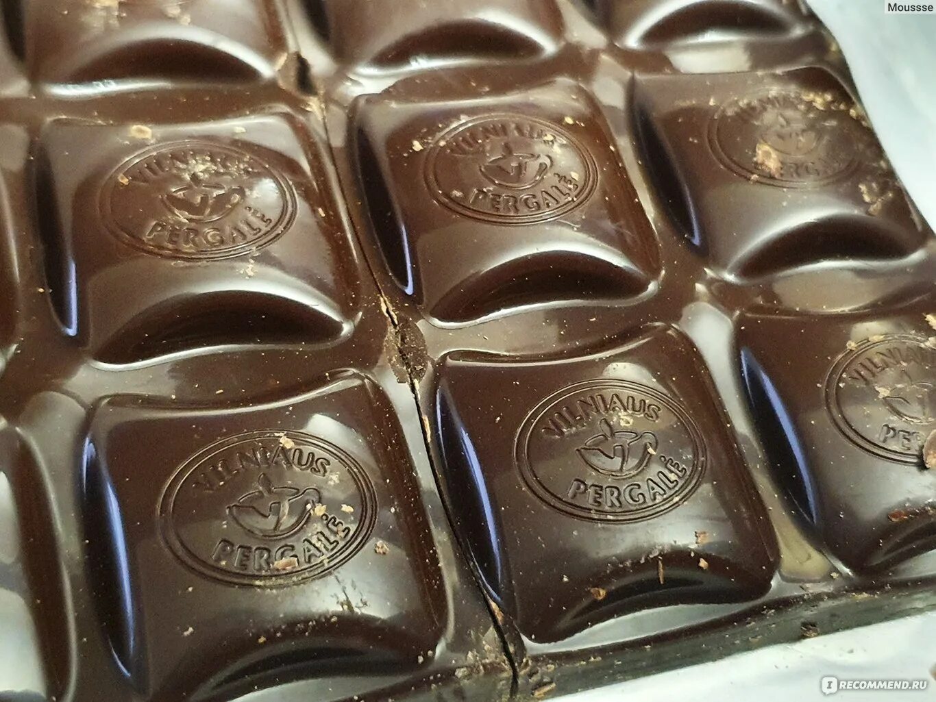 Дополнительный кусочек у шоколадки. Шоколадка стоит 15. Шоколадка стоит 15. Шоколадка стоит 15. Плитка шоколада.