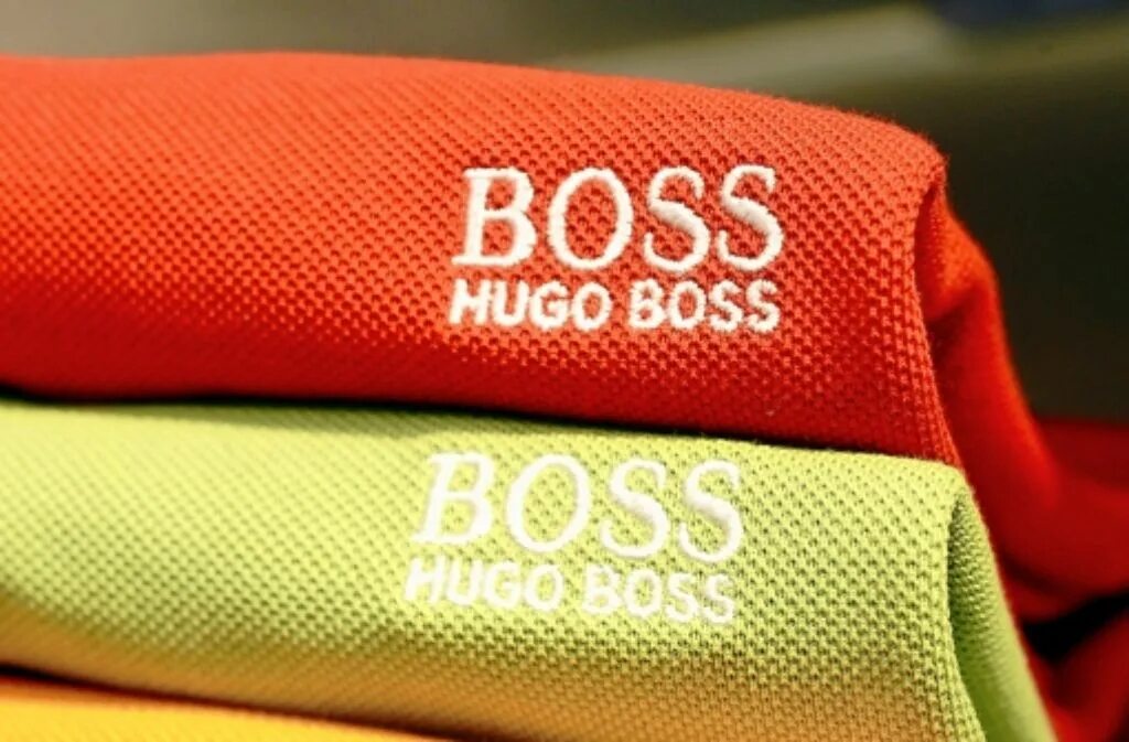 Вышивка Hugo Boss. The Boss. Hugo Boss одежда. Хьюго босс дизайнер. Hugo com