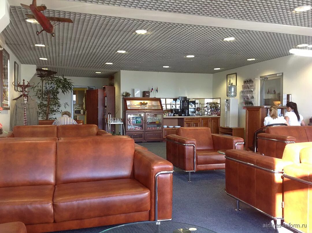 Аэропорт храброво бизнес зал. Вип зал храброво калининград. Аэропорт храброво вип зал. Бизнес зал храброво внутренние. Аэропорт храброво бизнес зал.