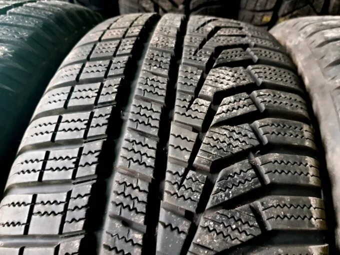 Hankook winter i*cept iz2 w616. Шины hankook winter i cept iz2. Hankook winter i cept w605. Hankook winter icept. Ханкук ion icept.