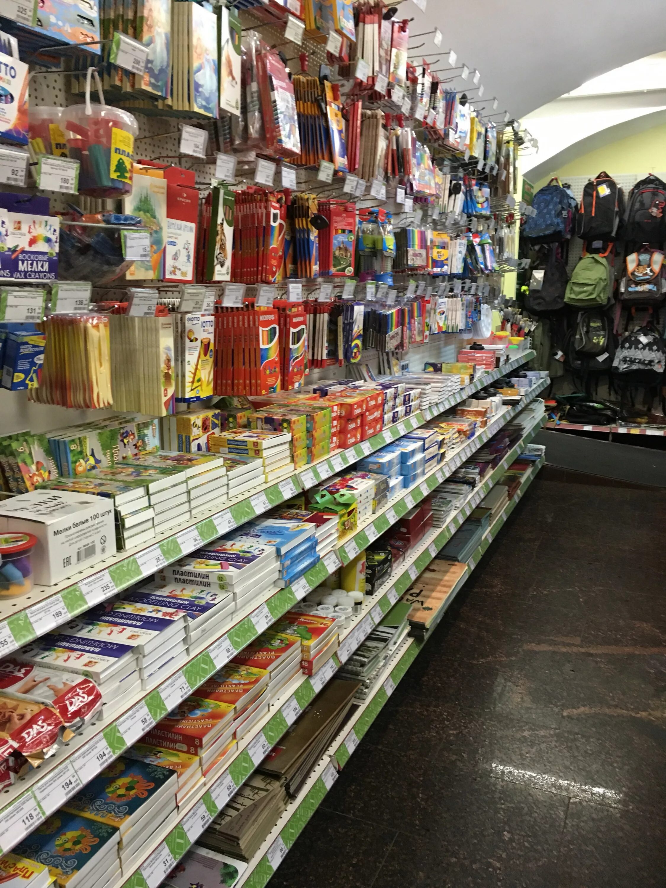 Оптовый склад игрушек. Полюстровский 45 рынок. Где в спб продаются. Где в спб продаются. Где в спб продаются.