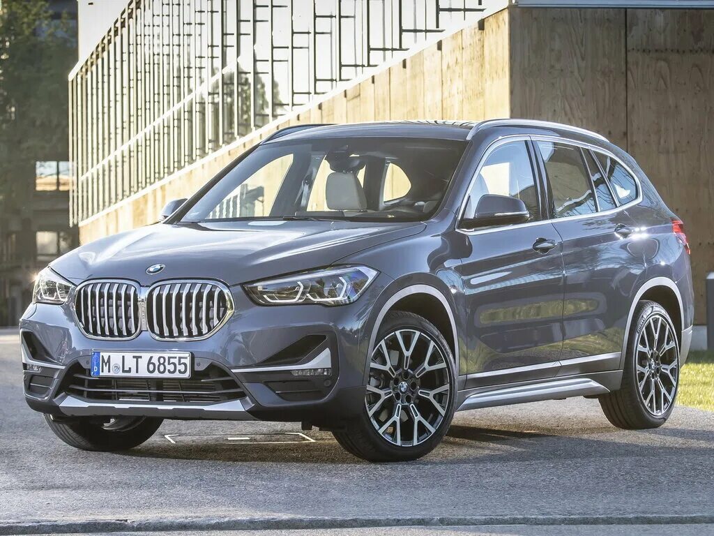 Новый bmw x1. Bmw x1 f48 рестайлинг. Х1 дизель f48. Bmw x1 f48 2021. Bmw x1 2015.
