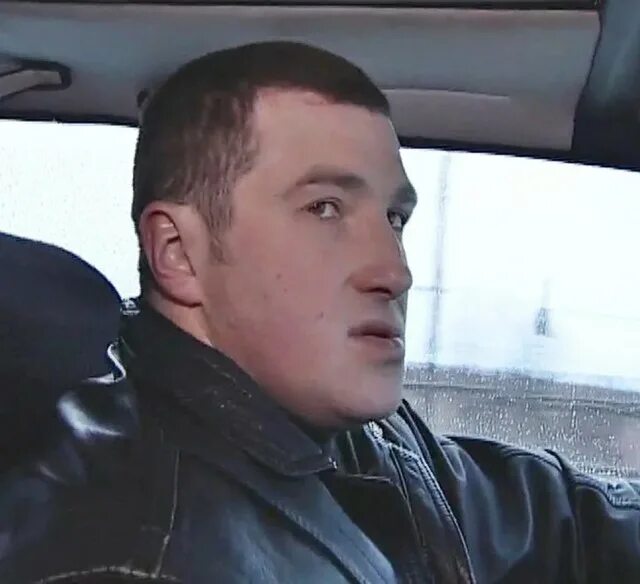 Толя доктор из бандитского. Толя доктор бандитский. Толя доктор бандитский. Толя доктор бандитский. Толя доктор из бандитского петербурга.