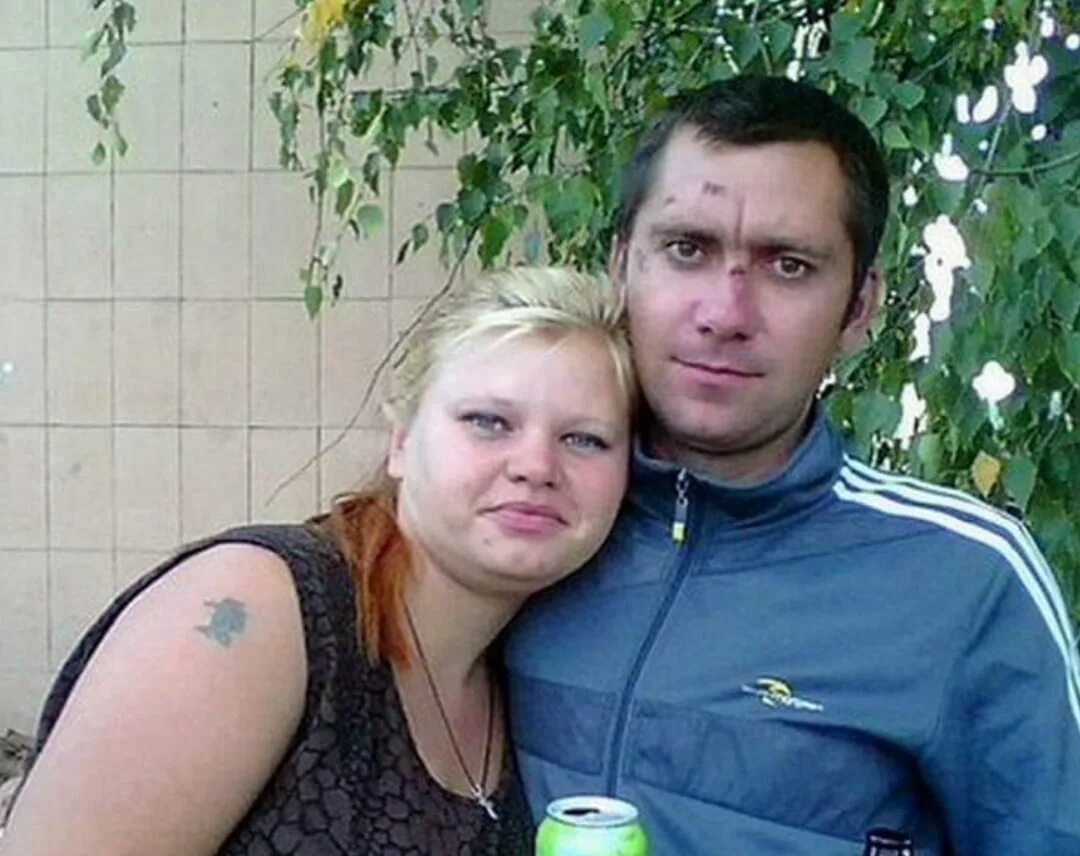 Чудики из социальных. Странные люди из социальных сетей. девушки фрики из социальных сетей. странные пары из социальных сетей.