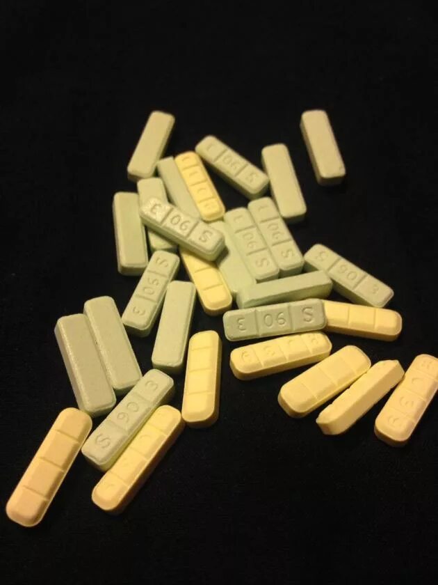 Xanax что это. Ксанакс r039. Ксанакс в капсулах. Таблетки xanax 2mg. Ксанакс 2 мг.