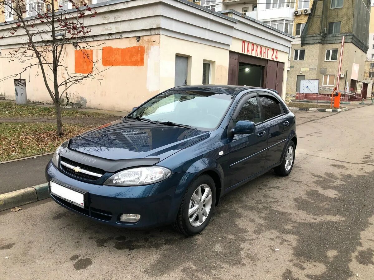 Лачетти хэтчбек 1.4 масло. Chevrolet Lacetti хэтчбек 1.6. Chevrolet Lacetti 2008 хэтчбек 1.6. Шевроле Лачетти хэтчбек 1.4. Шевроле Лачетти хэтчбек 1.6 синяя.