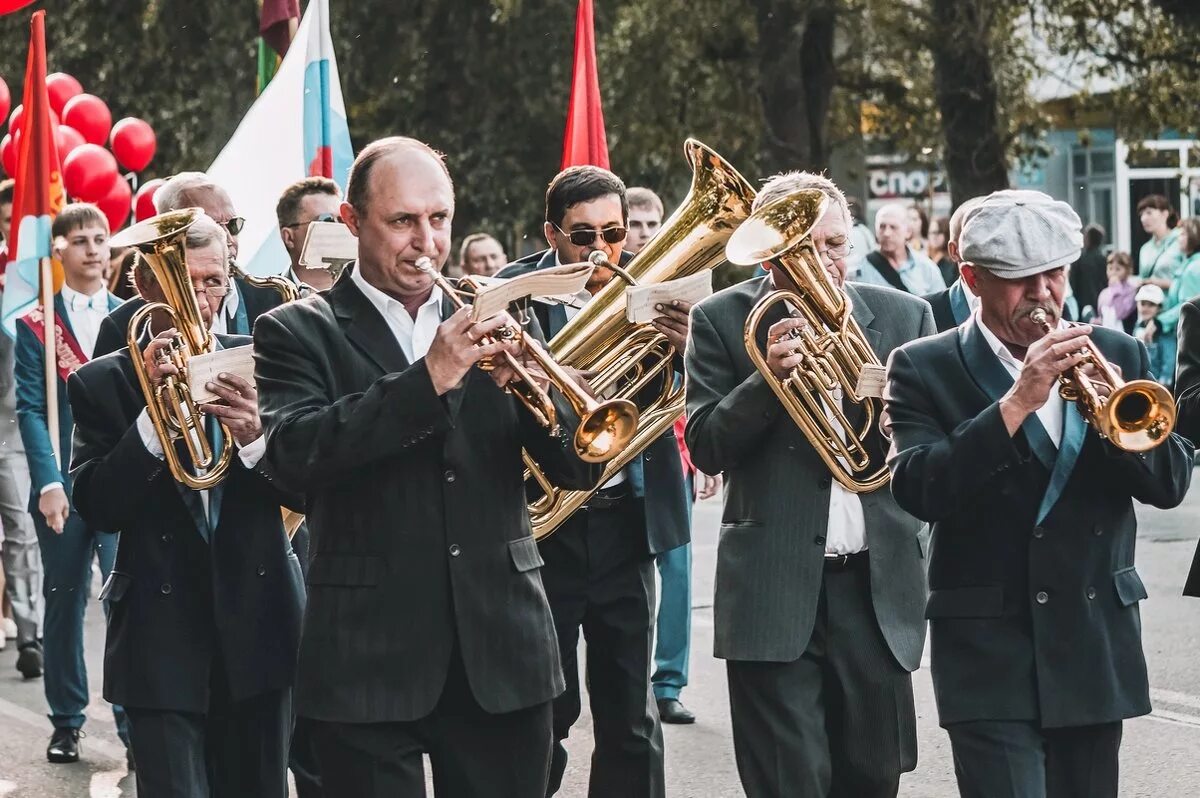 туш это музыкальное. военный духовой оркестр инструменты. малый духовой оркестр. концерт симфонического оркестра. духовой инструментальный оркестр.