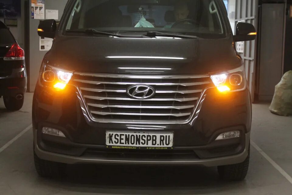 Гранд старекс 2018. Хендай гранд старекс 2018. hyundai grand starex 2018. хендай старекс 2018 в обвесе. накладка хромированная бензобак мандала hyundai grand starex 2018-.