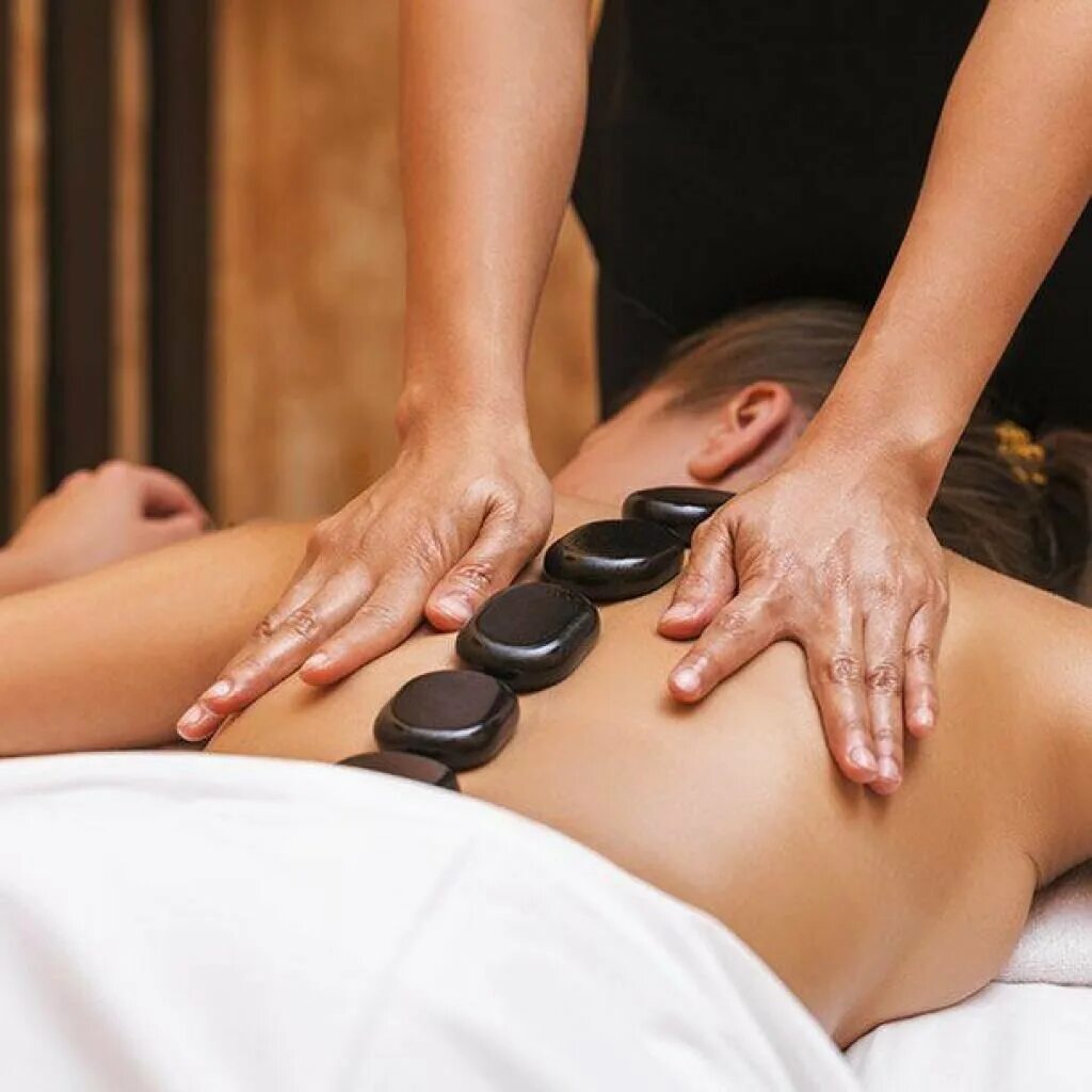 хот стоун массаж. стоун - терапия. стоунтерапия тайская. тайский стоун массаж. спа массаж.