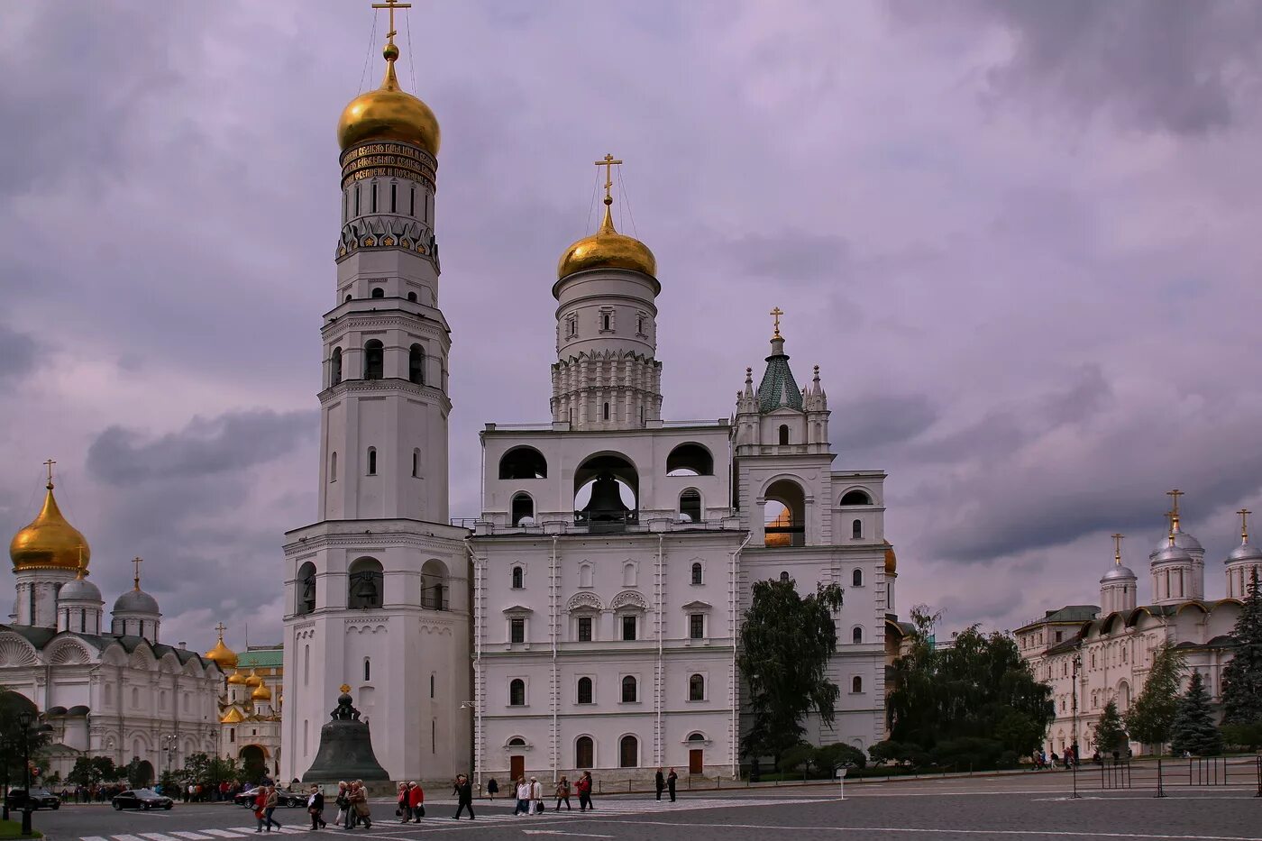 Колокольня Ивана Великого Московского Кремля. Успенская звонница и колокольня Ивана Великого. Колокольня Ивана Великого 1505. Описание колокольня ивана