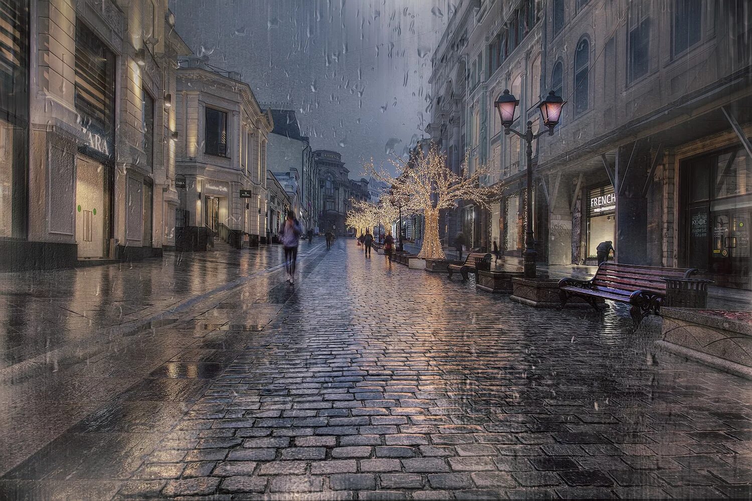 Столица дождей город. Дождь в городе. Дождливый город. Дождливая улица. Пасмурный город.