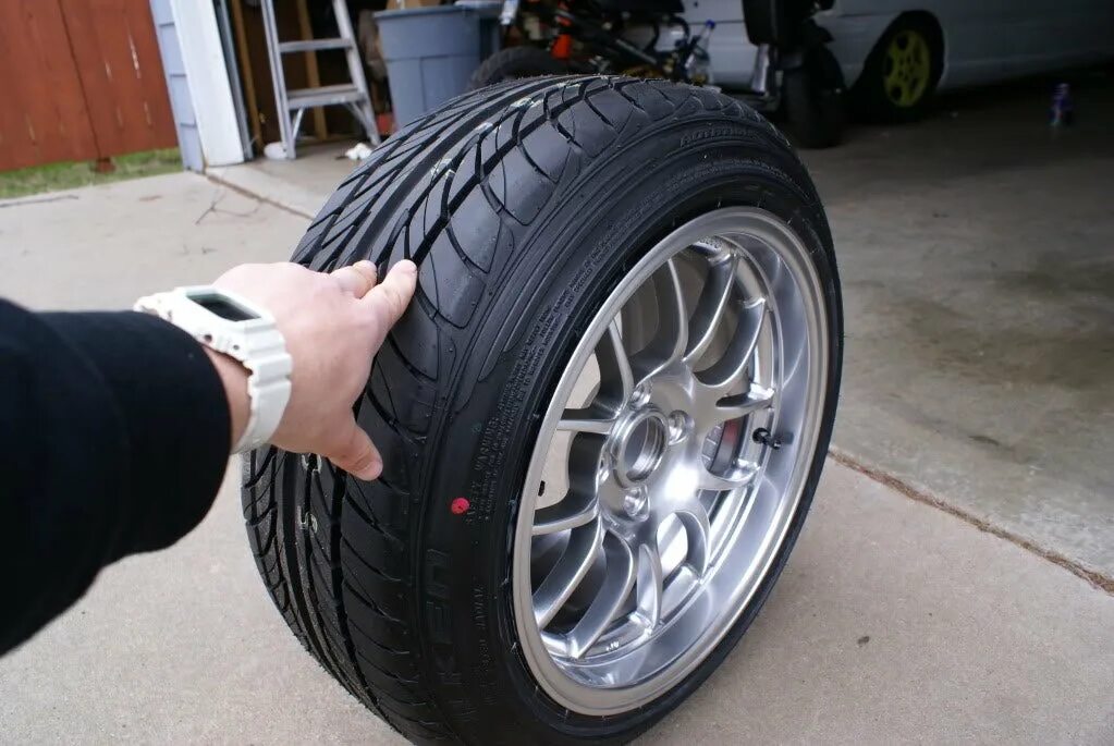 255/35 r20 на 9j. 255/35 r20 на 9j. 5j. Диски шириной 8 5. 215/40 r18 8j.