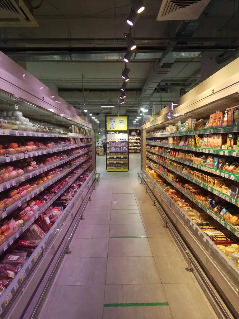 супермаркет екатеринбург. ул. викулова 41 екатеринбург. какой магазин красный с оранжевым фасад магнит. ул токарей 35 екатеринбург.