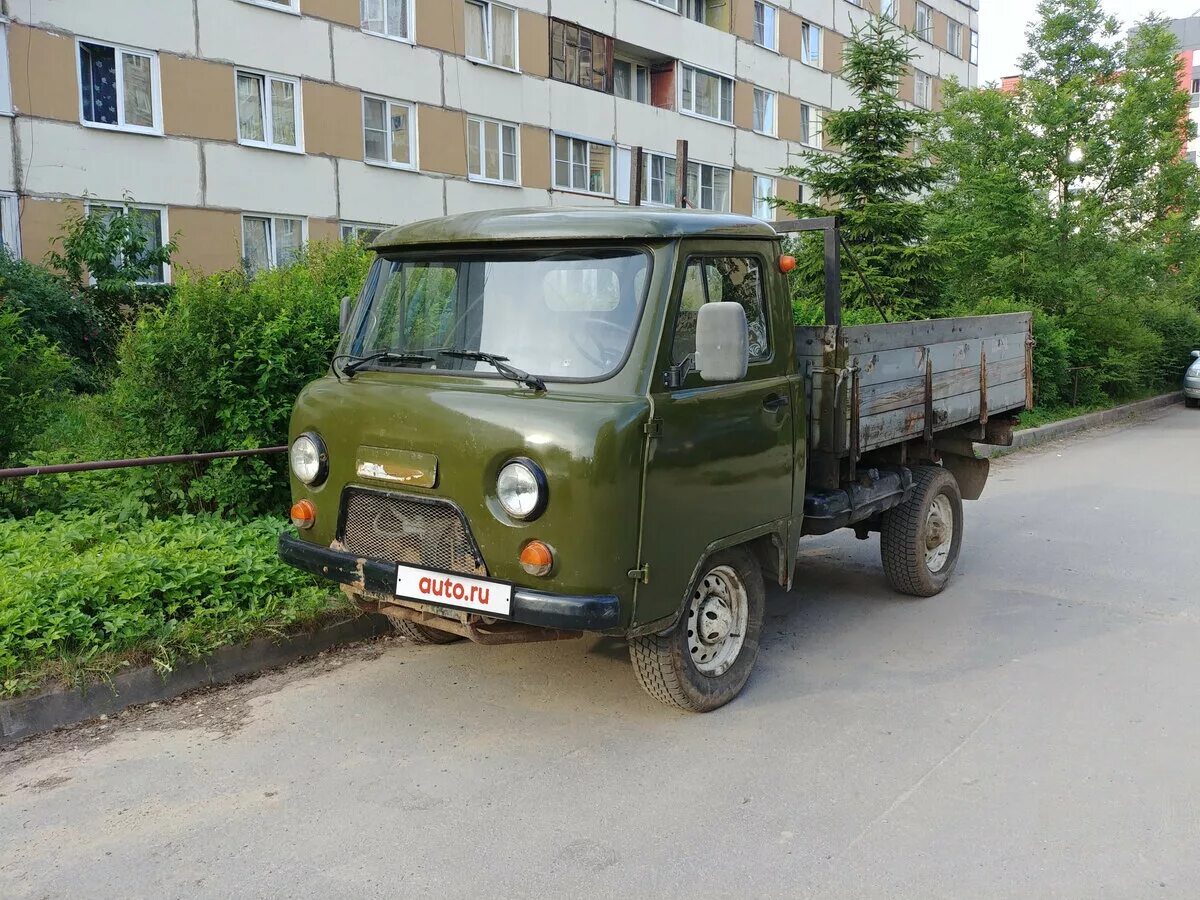 Купить уаз бортовой в свердловской области. УАЗ 3303 бортовой. УАЗ бортовой 3303 469. УАЗ 3303 зеленый. УАЗ 3303 бортовой инжектор.