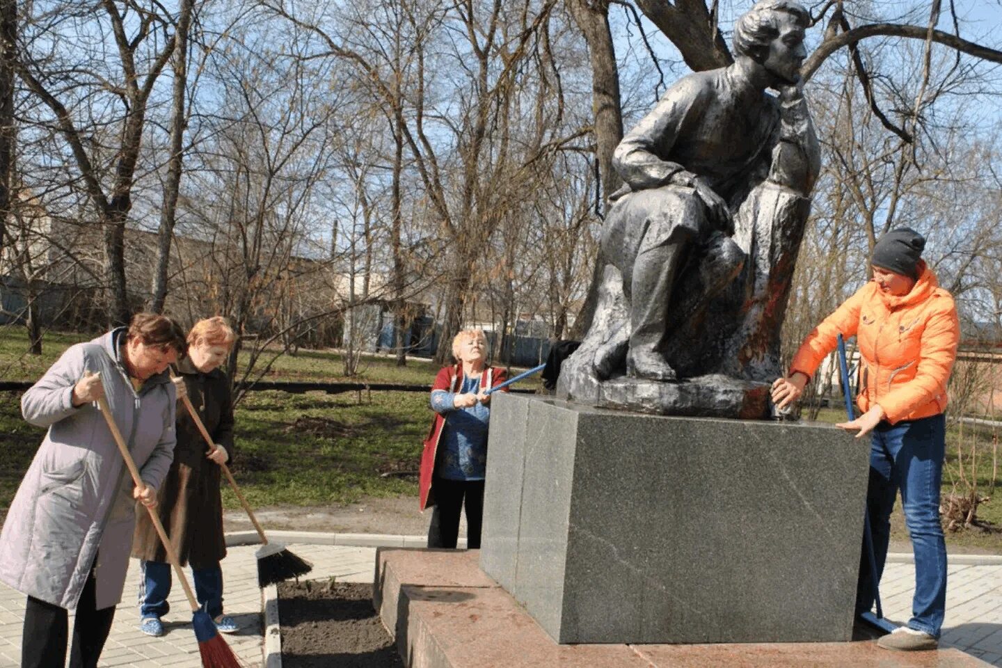 День памятников и исторических мест в библиотеке. Защита памятников истории и культуры. В защиту памятников. Охрана памятников. День памятников и исторических мест.